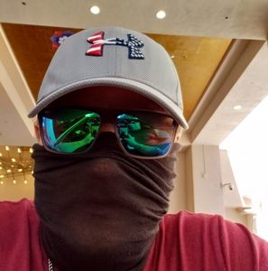 Meet your Posher, Brandon